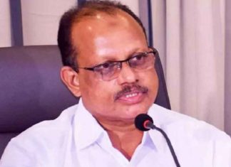 Ports Minister Ahmed Devarkov wants Vizhinjam strike to end