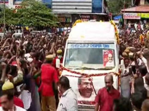 കോടിയേരി പിറന്ന മണ്ണിലേക്ക്; കണ്ണൂരിലേക്ക് ജനപ്രവാഹം Kodiyeri Balakrishnan Return