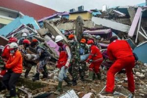 Earthquake in Indonesia _ Nearly 50 dead, over 1,000 injured