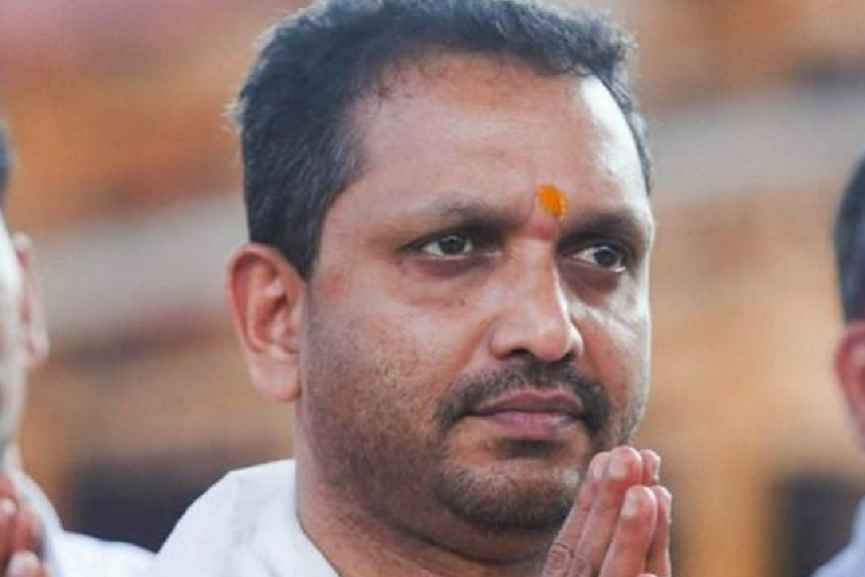 K Surendran's plea against Raj Bhavan defence K Surendran's plea against Raj Bhavan defence