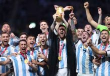 lionel messi with qatar world cup 2022
