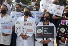 ഡോക്ടർമാർ ആക്രമിക്കപ്പെടുന്നതില് ആശങ്ക; ഈ വര്ഷം മാത്രം 137 കേസ്; ഹൈക്കോടതി Concerned about doctors being attacked; 137 cases this year alone; High Court