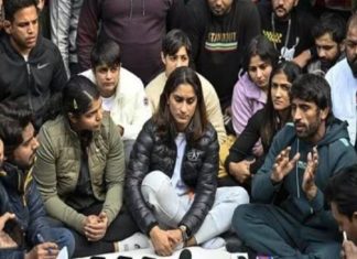 ഗുസ്തി താരങ്ങൾക്ക് ഐക്യദാർഢ്യം; നാളെ മെഴുകുതിരി കത്തിച്ച് രാജ്യവ്യാപക പ്രതിഷേധം Wrestlers-protest-against-WFI