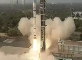 എസ്എസ്എൽവി ഡി2 വിക്ഷേപിച്ചു; ഭ്രമണപഥത്തിൽ എത്തുക മൂന്ന് ഉപഗ്രഹങ്ങൾ SSLV D2 launched; Three satellites reach orbit