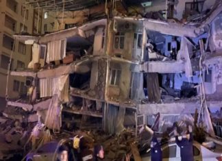 เดญเตเดเดฒเดจเดคเตเดคเดฟเดจเตเดฑเต เดเตเดเตเดเตฝ เดฎเดพเดฑเดพเดคเต เดคเตเตผเดเตเดเดฟ; เดฎเดฐเดฟเดเตเดเดตเดฐเตเดเต เดเดฃเตเดฃเด 7,900 เดเดเดจเตเดจเต earthquake in Turkey