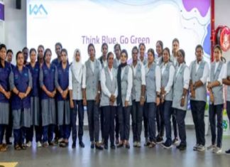 കൊച്ചി ജല മെട്രോയിലും പെൺകരുത്തിന്റെ കയ്യൊപ്പ്; പല വിഭാഗങ്ങളുടെയും നടത്തിപ്പിൽ വനിതകൾ kudumbasree workers