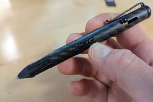 police-officer-seized-a-valuable-pen