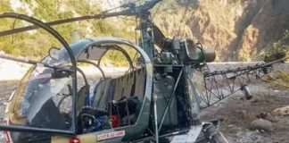 Navy helicopter crashes in kochi