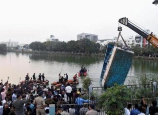 ഗുജറാത്ത് ബോട്ട് ദുരന്തം; മരണസംഖ്യ 16 ആയി; റിപ്പോർട് തേടി സർക്കാർ Gujarat boat disaster