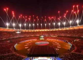 ഐപിഎല്ലിന് തുടക്കം; ആദ്യ മൽസരത്തിൽ ബെംഗളൂരുവിന് ടോസ്- ബാറ്റിങ് തുടങ്ങി IPL 2024