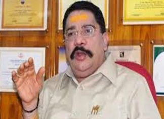 മാസപ്പടിക്കേസ്; ശശിധരൻ കർത്തയെ ഇഡി വീട്ടിലെത്തി ചോദ്യം ചെയ്യുന്നു sasidharan-karta