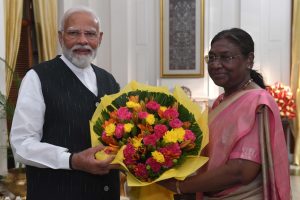 Droupadi Murmu and Narendra Modi
