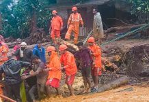 Disaster strikes Helicopters unable to land