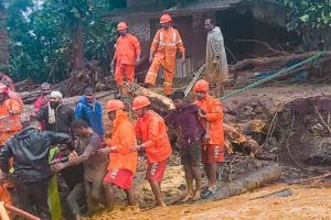 Disaster strikes Helicopters unable to land