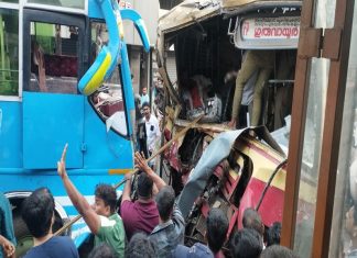 നാദാപുരത്ത് കെഎസ്ആർടിസിയും സ്വകാര്യ ബസും കൂട്ടിയിടിച്ചു; നിരവധിപ്പേർക്ക് പരിക്ക് accident in nadapuram