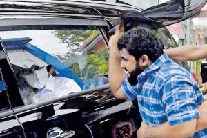 Black flag protest against the Chief Minister is not an insult