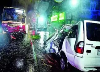 കളർകോട് അപകടം; കെഎസ്ആർടിസി ഡ്രൈവറെ പ്രതിയാക്കി എഫ്ഐആർ KSRTC-Car Accident alappuzha