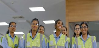 vizhinjam port womens crane operation