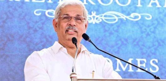 പരീക്ഷാ ക്രമക്കേട്; പിഎസ്സി സെക്രട്ടറിയെ വിളിച്ചുവരുത്തി വിശദീകരണം തേടി ഗവർണർ Governor Rajendra Arlekar against the Supreme Court