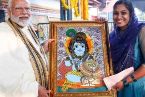 Krishna artist Jasna Salim with Prime minister Narendra Modi