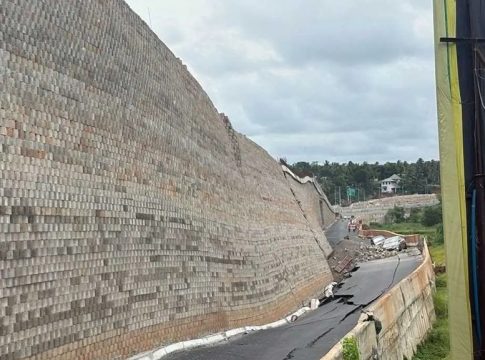 kooriyad national highway collapse