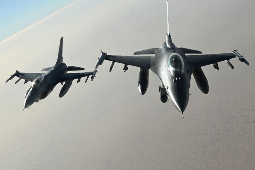 US F 16 Fighter Jet US F 16 Fighter Jet