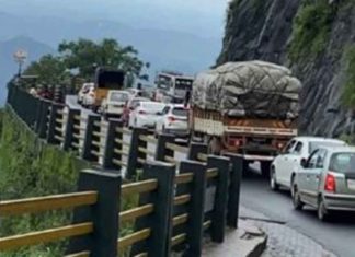 traffic control in thamarassery churam