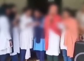 students sang rss ganageetham
