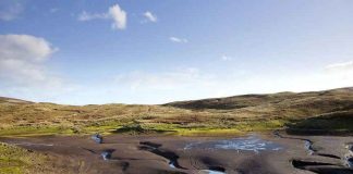 നിന്നനിൽപ്പിൽ അപ്രത്യക്ഷമാകും, ഉടൻ പ്രത്യക്ഷപ്പെടും; അത്ഭുത തടാകം The Vanishing Lake