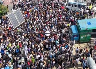 നേപ്പാളിൽ പ്രക്ഷോഭകാരികൾ ഹോട്ടലിന് തീയിട്ടു; രക്ഷപ്പെടാനായി ചാടിയ ഇന്ത്യക്കാരി മരിച്ചു Nepal Protest Updates