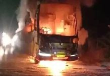 മുണ്ടക്കയത്ത് ടൂറിസ്റ്റ് ബസ് കത്തിനശിച്ചു; യാത്രക്കാർ സുരക്ഷിതർ Bus Caught Fire