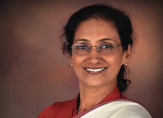 പൊതുവേദിയിൽ മേയർക്ക് രാജിക്കത്ത് കൈമാറി കോൺഗ്രസ് കൗൺസിലർ; നാടകീയ രംഗം Alphonsa Mathew