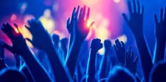 ഹനാൻ ഷായുടെ പരിപാടിക്കിടെ തിക്കും തിരക്കും; മുന്നറിയിപ്പ് ലംഘിച്ചു, കേസ് stampede in kasargod