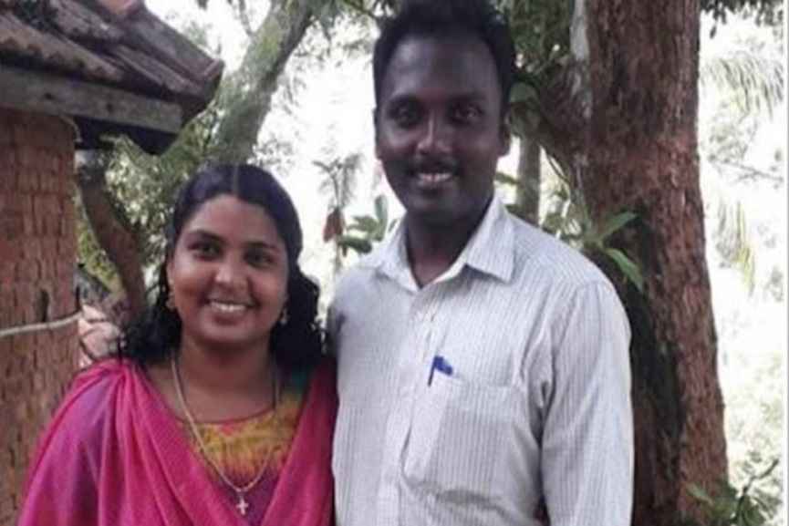 Malayali priest and his wife arrested in Nagpur Malayali priest and his wife arrested in Nagpur