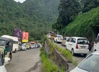 Thamarassery Churam Traffic Jam