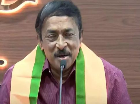 ‘സിപിഎം വർഗീയ വിഭജനത്തിന് ശ്രമിക്കുന്നു’; റെജി ലൂക്കോസ് ബിജെപിയിൽ Reji Lukose