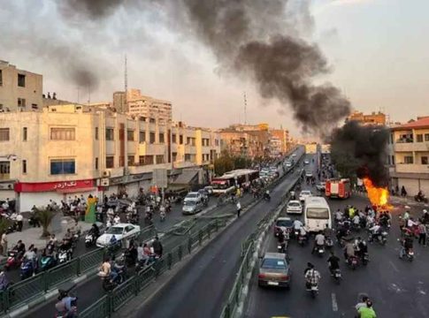 ഇറാൻ-ഇസ്രയേൽ സംഘർഷം; ഇന്ത്യൻ പൗരൻമാർ അതീവ ജാഗ്രത പാലിക്കണം Iran Violence