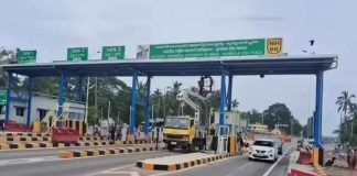 ആരിക്കാടി ടോൾ പ്ളാസ അടിച്ചുതകർത്ത കേസ്; രണ്ടുപേർ അറസ്റ്റിൽ Arikady Toll Plaza