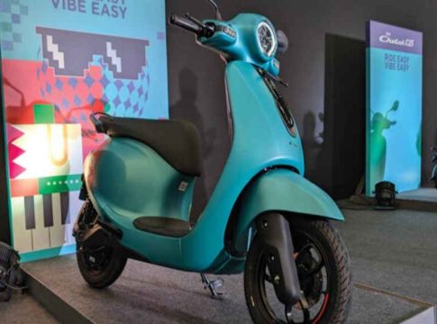 യുവാക്കളെ ലക്ഷ്യമിട്ട് ബജാജ്; പുത്തൻ ഇ-സ്കൂട്ടർ ‘ചേതക് സി25’ വിപണിയിലേക്ക് Bajaj-Chetak-C25 Launch