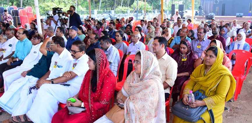 Celebrities participating in Ponnani literature fest