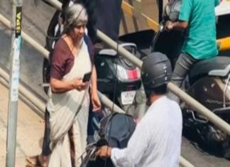 ഫുട്പാത്തിലൂടെ സ്കൂട്ടർ ഓടിച്ചയാളെ തടഞ്ഞു; ‘പ്രഭാവതി അമ്മയ്ക്ക്’ അഭിനന്ദന പ്രവാഹം Prabhavathi Amma