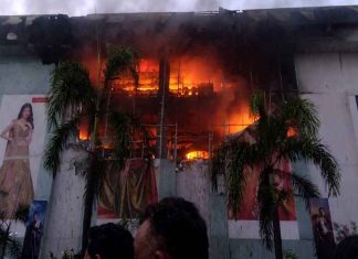 കോഴിക്കോട് ജയലക്ഷ്മിയിൽ വൻ തീപിടിത്തം; ജീവനക്കാരെ ഒഴിപ്പിച്ചു Kozhikode Jayalakshmi Silks Fire