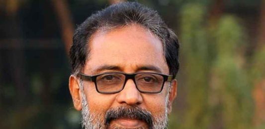 എഴുത്തുകാരൻ വിഎസ്. അനിൽകുമാറിന്റെ വീടിന് മുന്നിൽ റീത്ത്; പരാതി നൽകി Writer V.S. Anilkumar Threatened