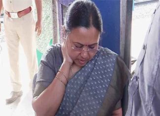 ആരോഗ്യമന്ത്രിക്ക് നേരെ ആക്രമണം; കെഎസ്യു പ്രവർത്തകരുടെ ജാമ്യാപേക്ഷ തള്ളി Veena George Injured