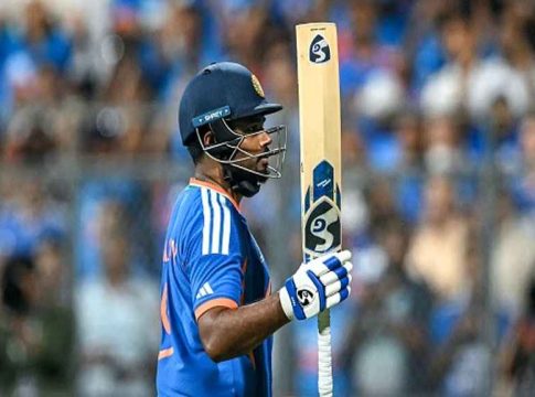 കടുത്ത പോരാട്ടം മറികടന്ന് ഇന്ത്യ ടി20 ലോകകപ്പ് ഫൈനലിൽ; താരമായി സഞ്ജു sanju samsaon- india-vs-england t20