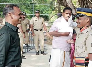 kerala police constable advaith salutes father