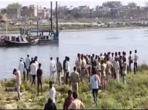 Mathura Yamuna Boat Accident