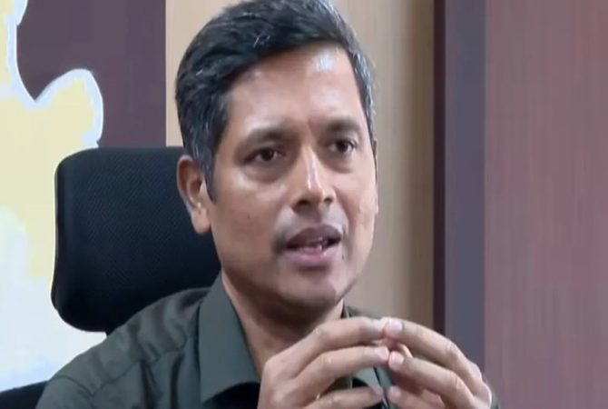 Dr. Rathan U Kelkar IAS