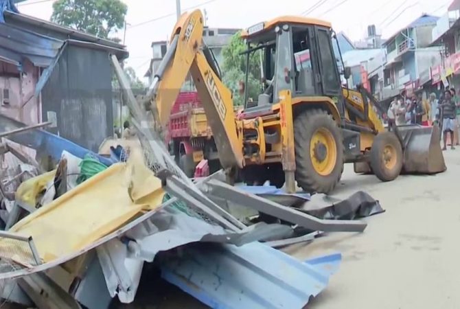Illegal encroachments in Pooppara