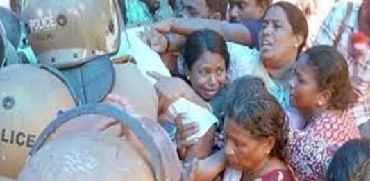 മലയിടംതുരുത്ത് കുടിയൊഴിപ്പിക്കൽ; സർക്കാർ സാവകാശം തേടും, മന്ത്രിക്ക് ചുമതല Protest Against Eviction in Malaidamthuruthu